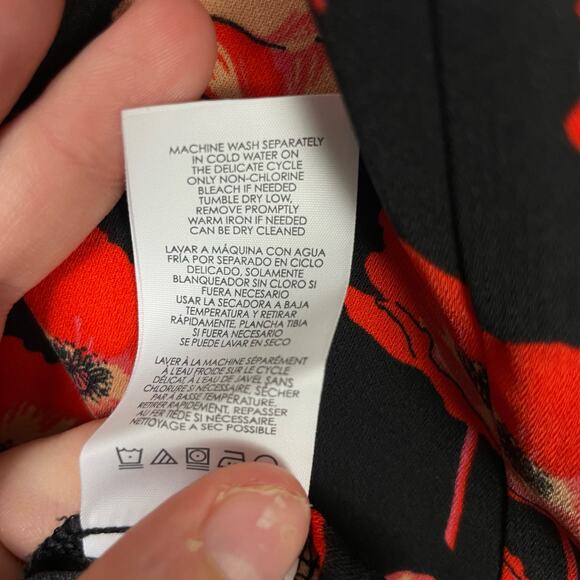 Cabi #3251 | Flanders Orange Poppy Floral Split Back Blouse - Picture 8 of 10